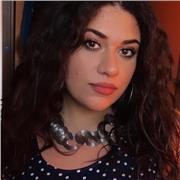 Insegnante con diploma socio-sanitario e laureanda in mediazione linguistica e culturale, offre ripetizioni private di italiano, storia, inglese e spagnolo, nonché di materie umanistiche quali psicologia e igiene